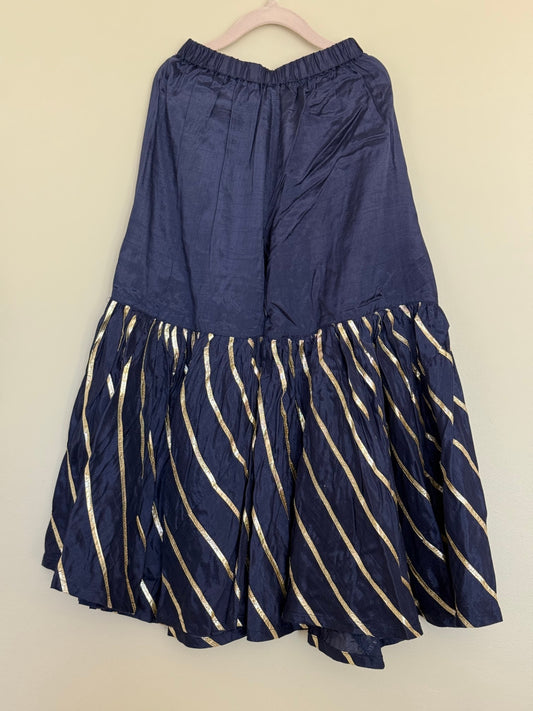 Red Sharara - Minnie Minors