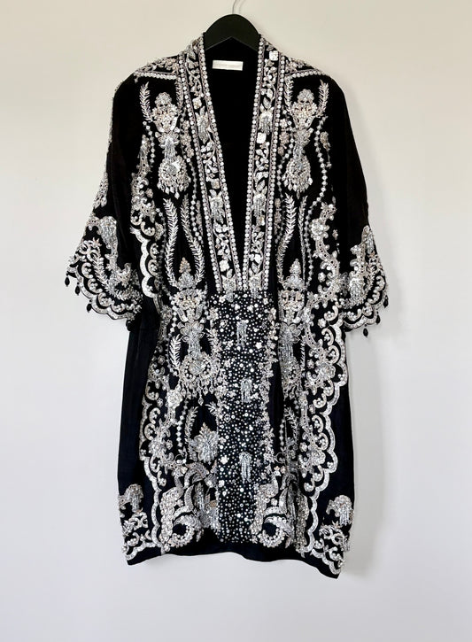 Jewelled Black Beauty (D-04)