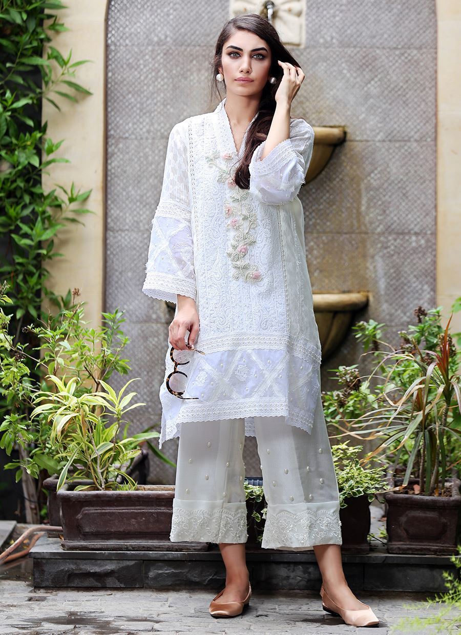 White Perfect Dreams - Farah Talib Aziz