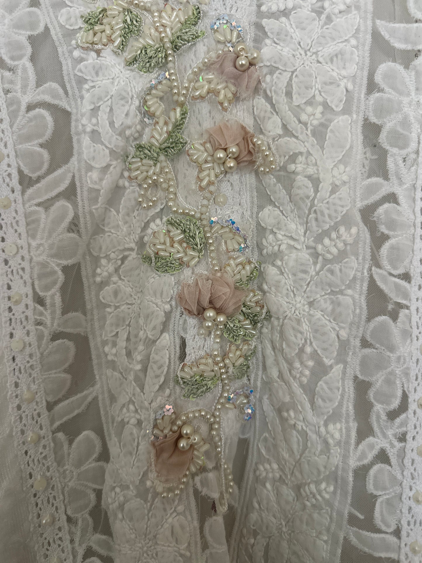 White Perfect Dreams - Farah Talib Aziz