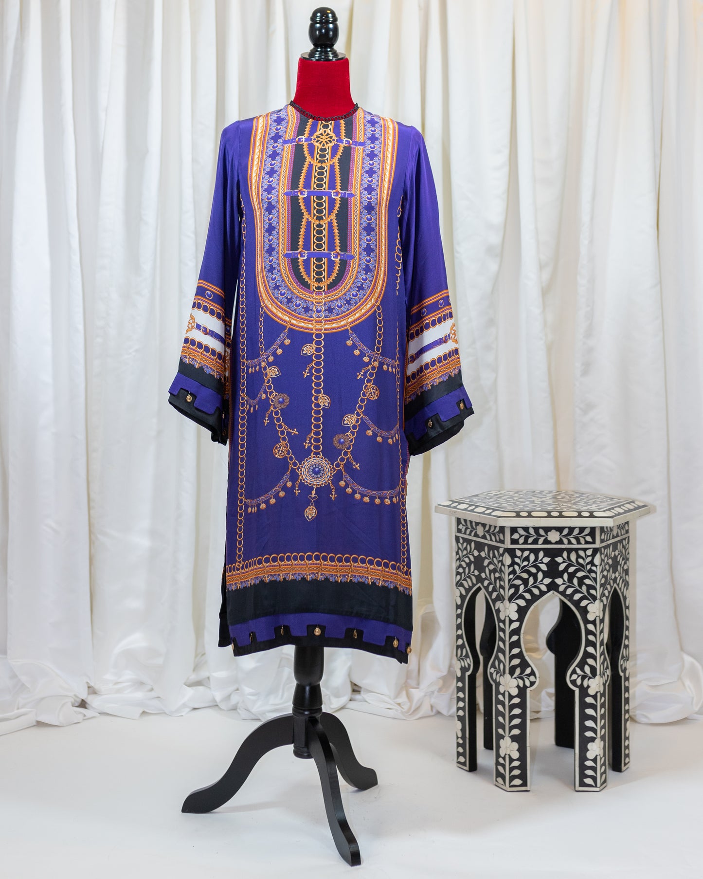 Blue Chain - Elan