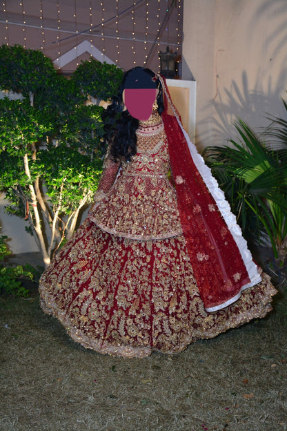Libaas-e-Khaas Red and gold