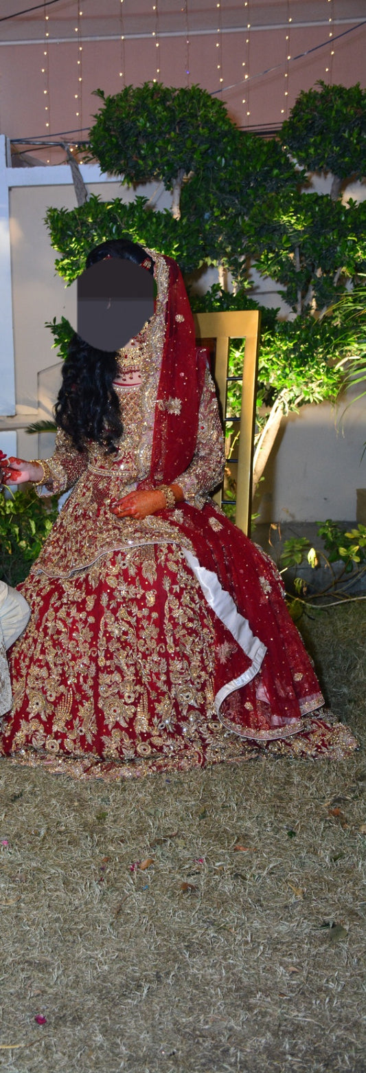 Libaas-e-Khaas Red and gold