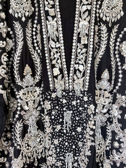 Jewelled Black Beauty (D-04)