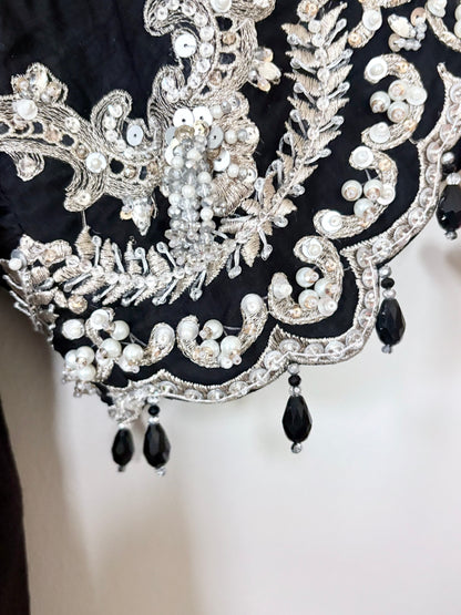Jewelled Black Beauty (D-04)