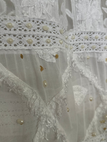 White Perfect Dreams - Farah Talib Aziz
