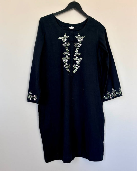 Embroidered Black Kurta - Pretty Attire