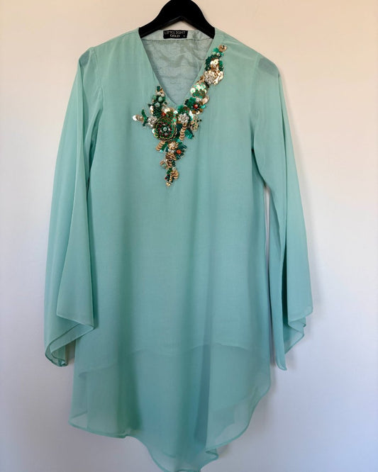 Green Poncho - Limelight Gold