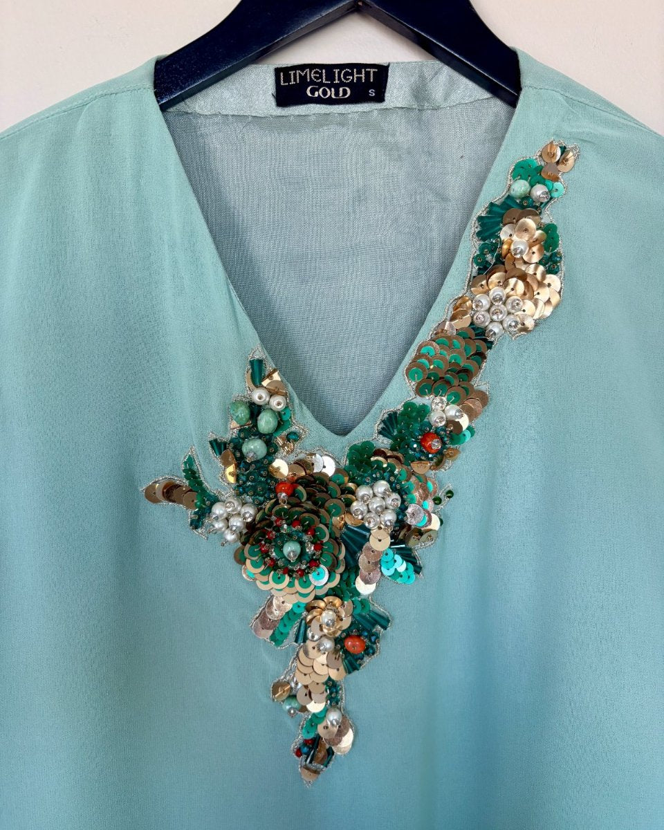 Green Poncho - Limelight Gold