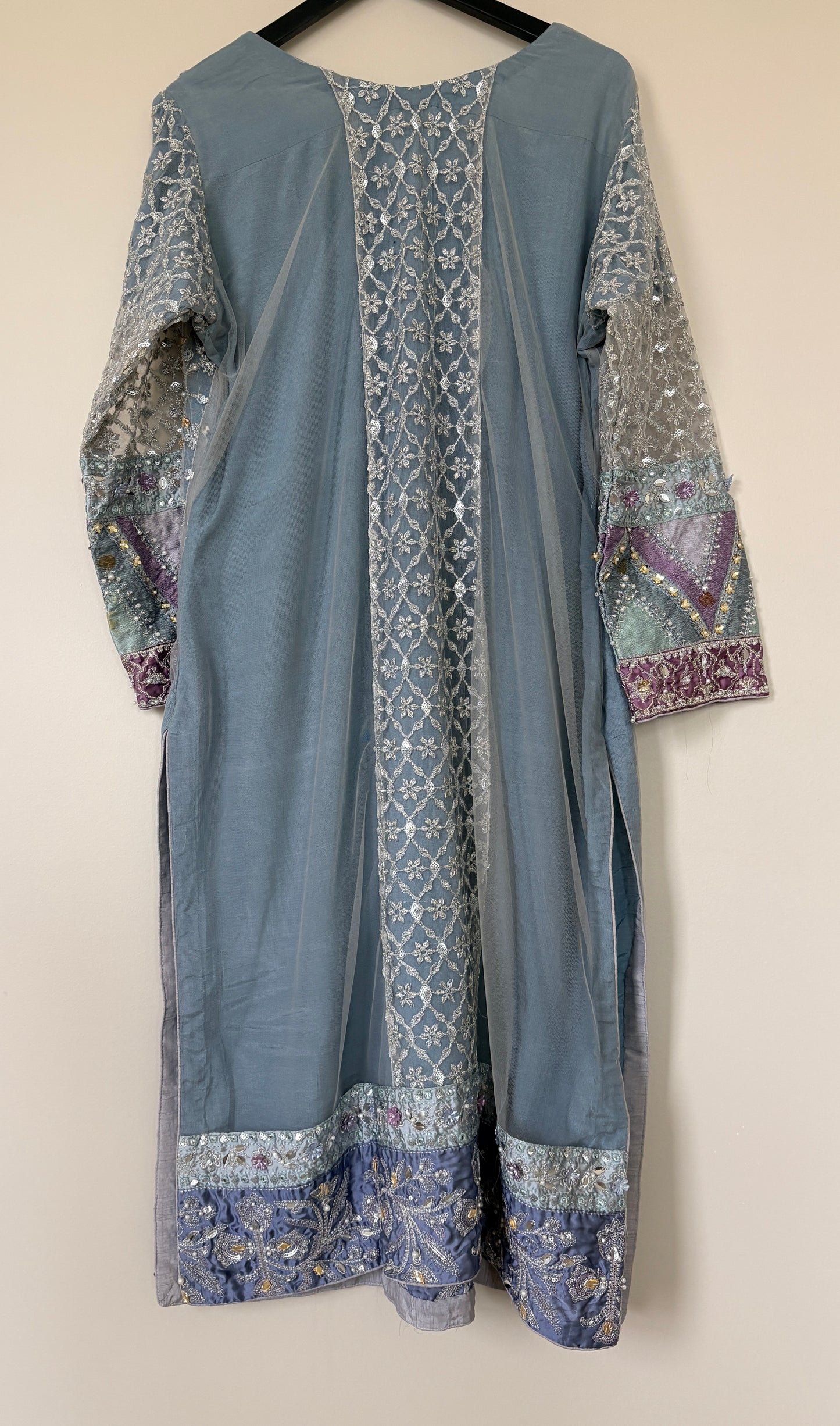 Nuray (Ec21-06) - Elan