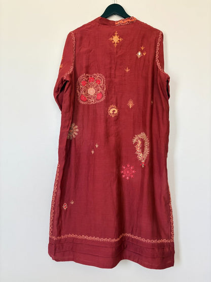 Alisha Kurti - Misha Lakhani