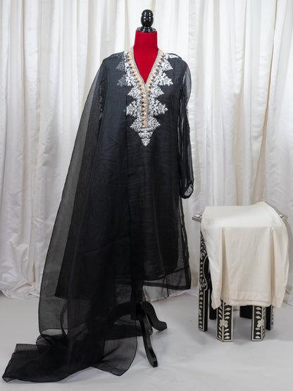 Black suit 3 pc - Maria B.