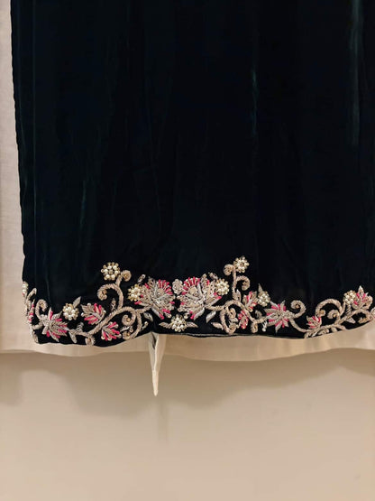 Zaibtan Velvet Luxe- Alizay Saad Studio