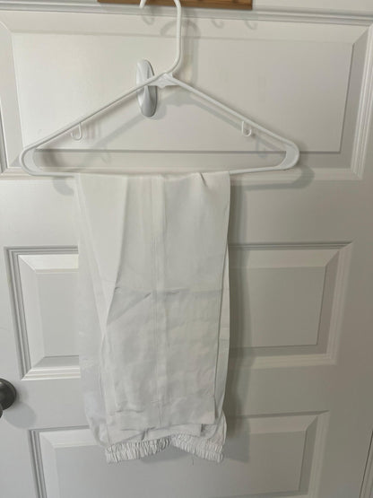 Dikhawa - White Sleeveless